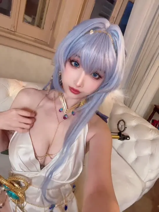 Rioko凉凉子 cosplay album Rioko Liangliangzi - Helen Gown - Video 58